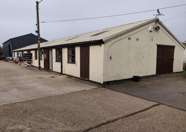 Clay Ln, South Nutfield for sale - Building Photo - Image 2 of 10