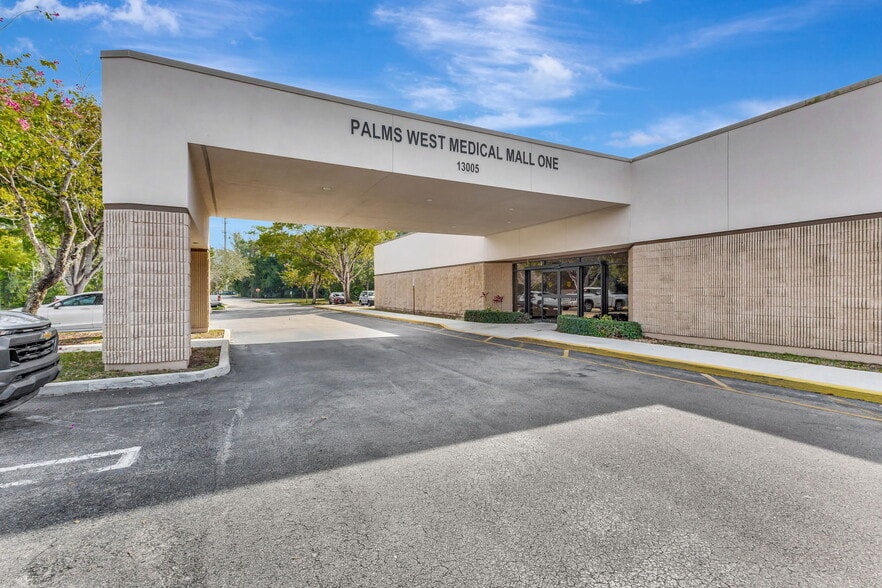 13005 Southern Blvd, Loxahatchee, FL for lease - Primary Photo - Image 1 of 5