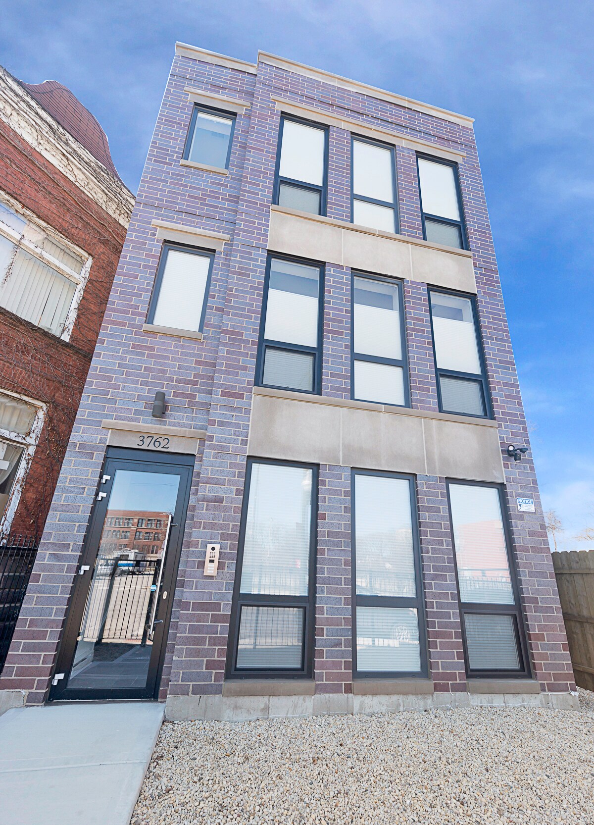 3762 S Indiana Ave, Chicago, IL à vendre Photo principale- Image 1 de 28