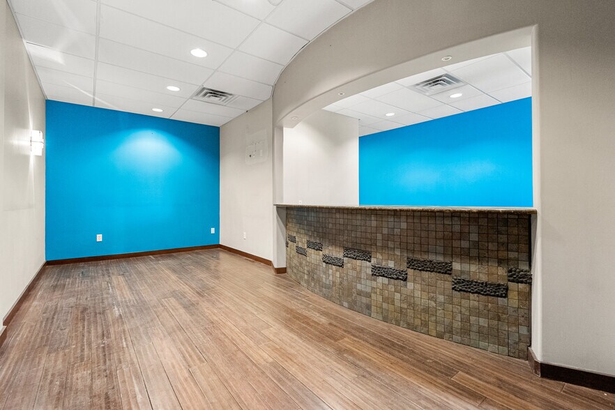 734 N Wilcox St, Castle Rock, CO à louer - Photo du bâtiment - Image 3 de 15