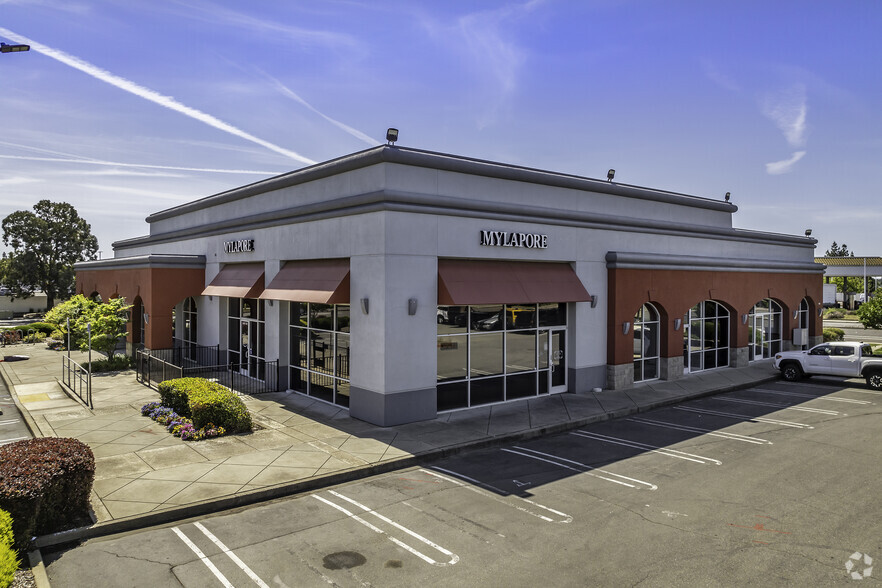 300 N Sunrise Ave, Roseville, CA for lease - Building Photo - Image 2 of 7