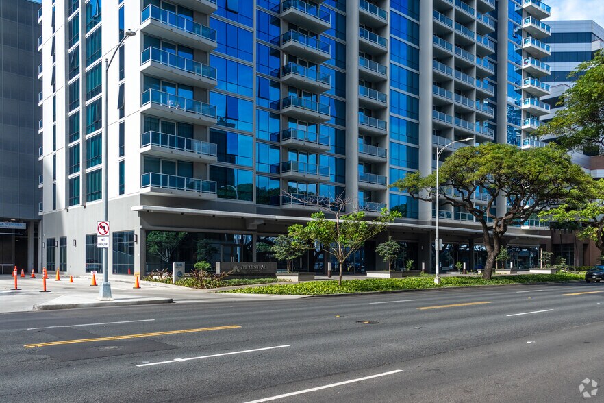 1391 Kapiolani Blvd, Honolulu, HI à louer - Photo du bâtiment - Image 2 de 7