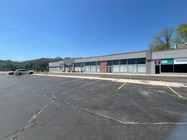 More details for 1260-1280 Merriam Ln, Kansas City, KS - Retail for Lease