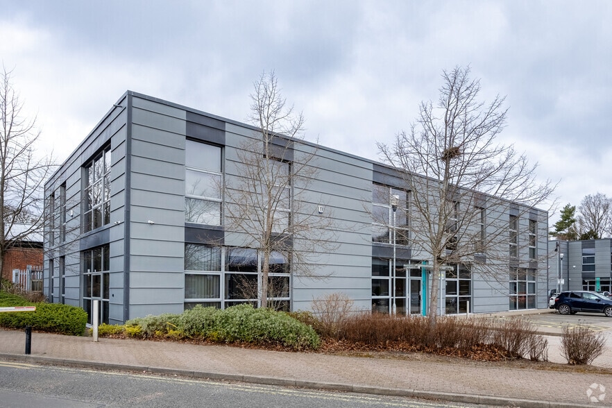 1 The Pavilions, Solihull à louer - Photo du bâtiment - Image 1 de 4