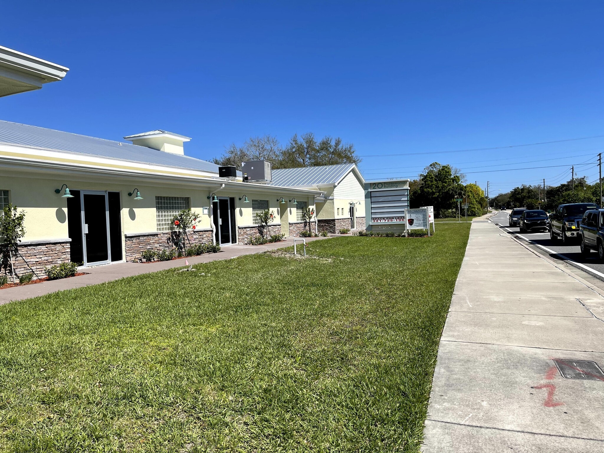 20 E Melbourne Ave, Melbourne, FL for lease Primary Photo- Image 1 of 7