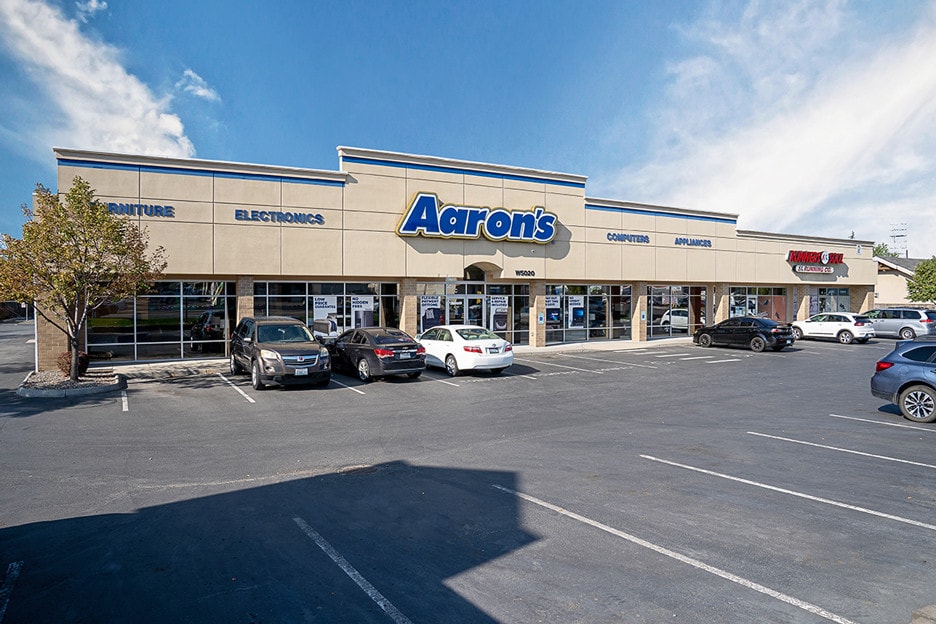 5020 W Clearwater Ave, Kennewick, WA for lease Primary Photo- Image 1 of 4