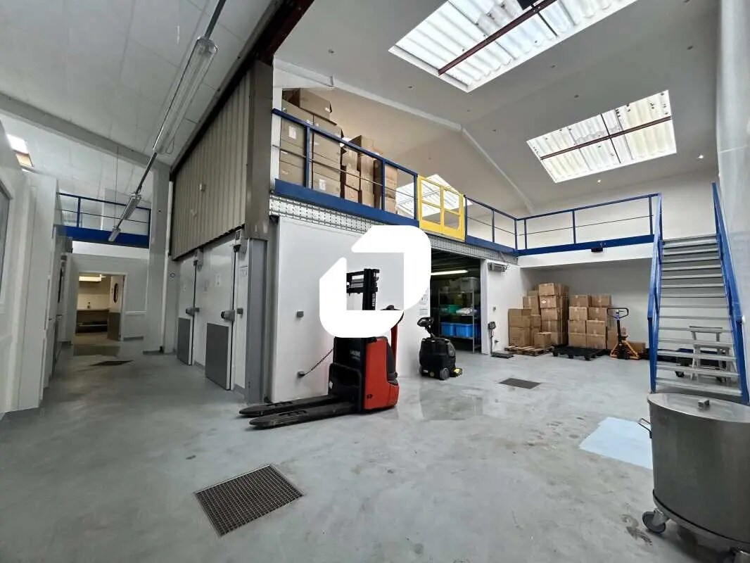 Flex dans Eaubonne à louer Photo du bâtiment- Image 1 de 41