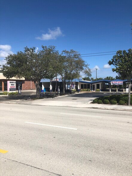 537 Northlake Blvd, North Palm Beach, FL à louer - Photo du bâtiment - Image 2 de 7