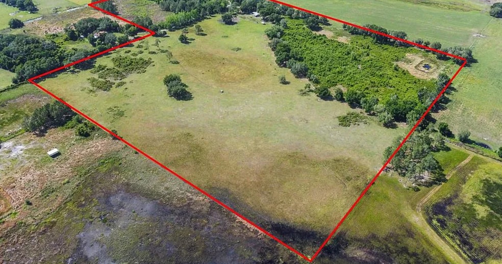 101 SE 51st Lane, Center Hill, FL for sale - Building Photo - Image 3 of 14