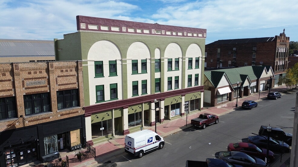 1212 Meridian St, Anderson, IN for sale - Building Photo - Image 3 of 11