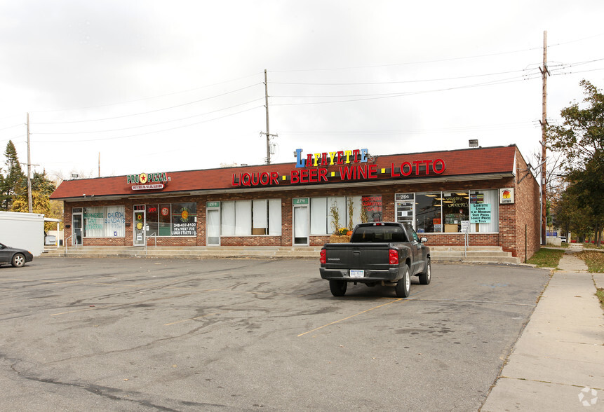 264-304 N Lafayette St S, South Lyon, MI à louer - Photo principale - Image 1 de 3