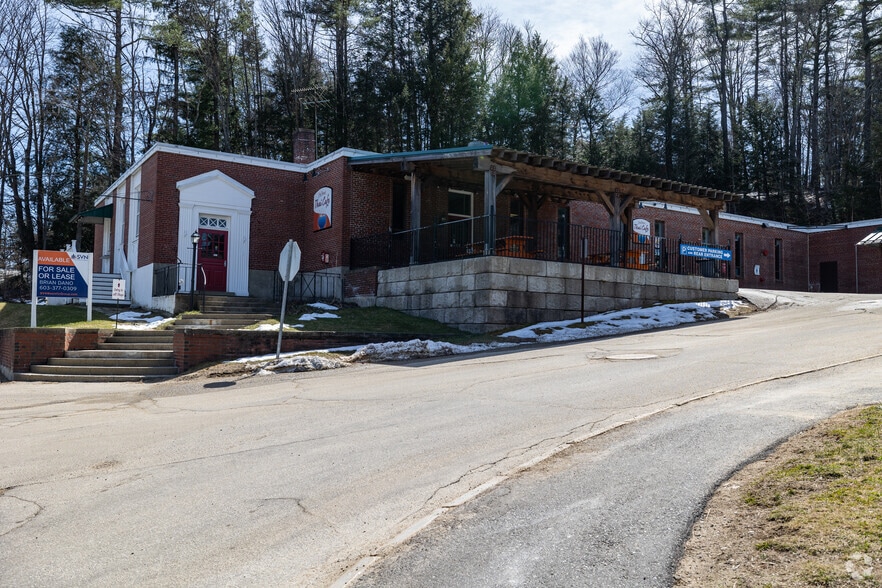 43 Grove St, Peterborough, NH for sale - Primary Photo - Image 1 of 65