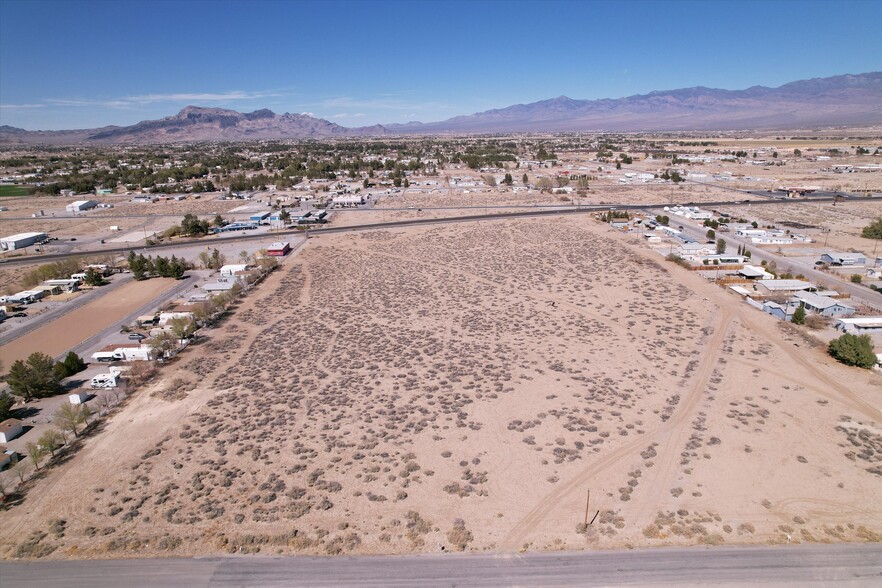 1191 W Highway 372, Pahrump, NV à vendre - Photo du b timent - Image 2 de 18