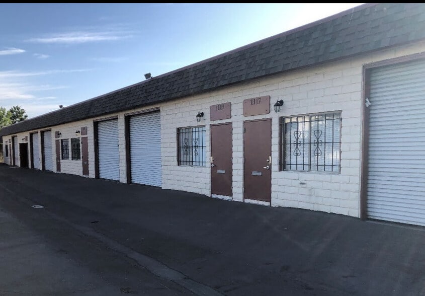 1117-1127 W Alvarez Ave, Orange, CA for lease - Building Photo - Image 2 of 4