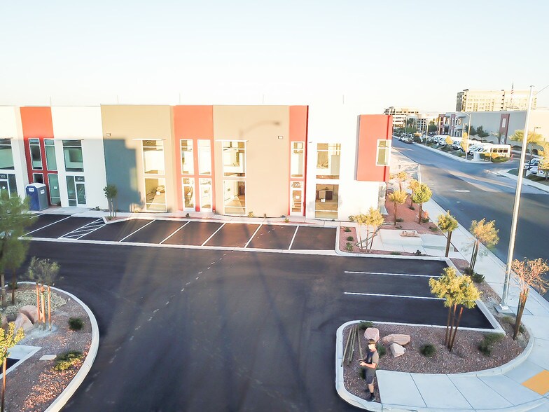 7336 W Post Rd, Las Vegas, NV à louer - Aérien - Image 2 de 114