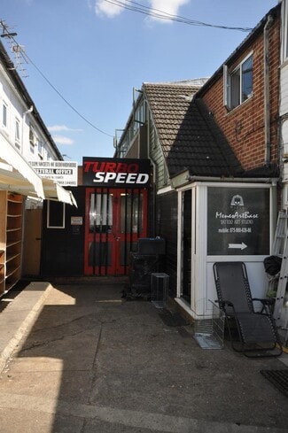 More details for 44-46 Bunyan Rd, Kempston - Retail for Sale