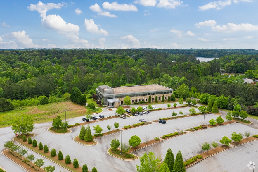 100 World Dr, Peachtree City, GA for lease - Building Photo - Image 2 of 8