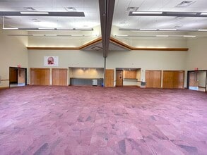 6901 SW 24th Avenue, Gainesville, FL for sale Interior Photo- Image 1 of 17