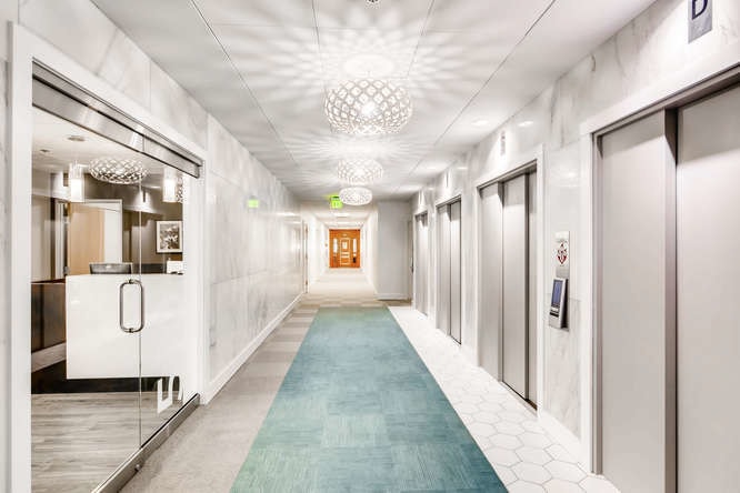 621 SW Morrison St, Portland, OR for lease - Interior Photo - Image 3 of 5