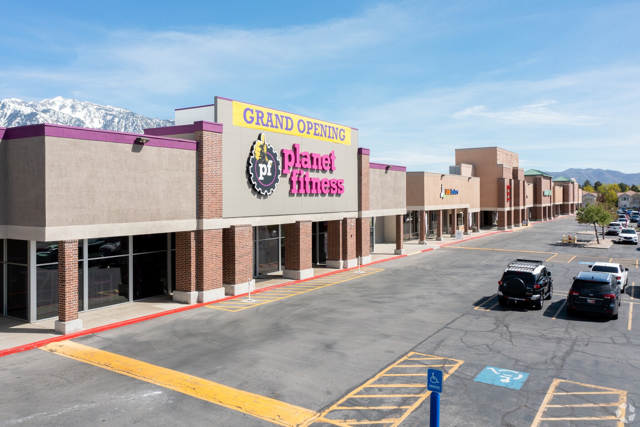 9411-9495 S 700 E, Sandy, UT for lease Primary Photo- Image 1 of 7