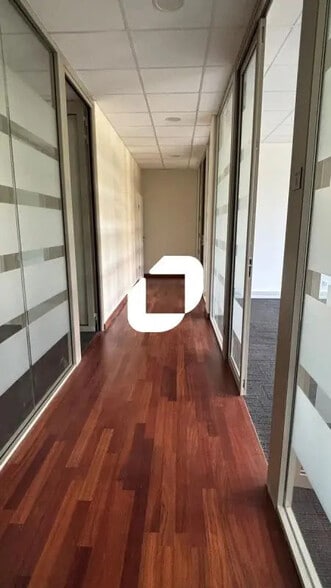 1 A Rue Pégase, Entzheim for lease - Interior Photo - Image 2 of 5