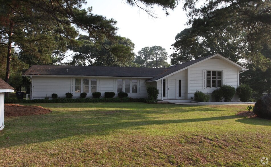 1367 SW Highway 138, Riverdale, GA à vendre - Photo du bâtiment - Image 2 de 49