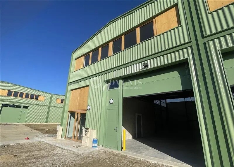 Flex dans Stains à louer Photo du bâtiment- Image 1 de 7