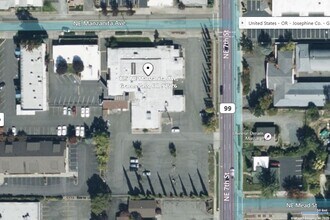 125 NE Manzanita Ave, Grants Pass, OR - AERIAL  map view