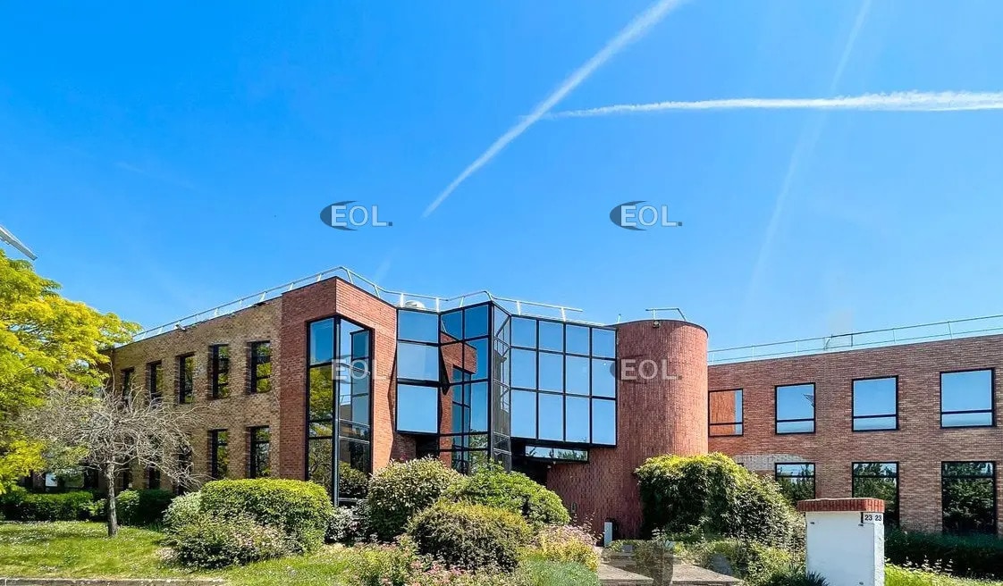 Flex in Massy for lease Building Photo- Image 1 of 7