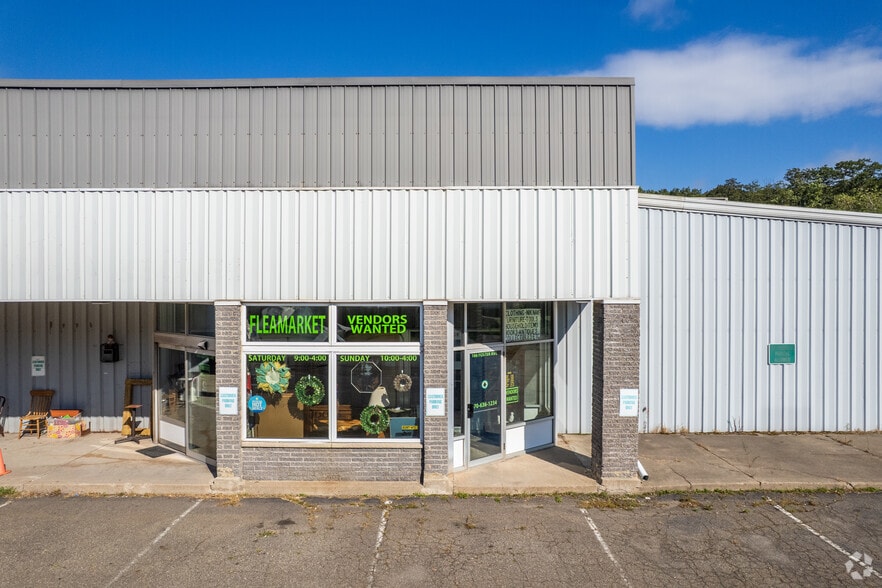 166 Foster Ave, Freeland, PA for lease - Building Photo - Image 3 of 24