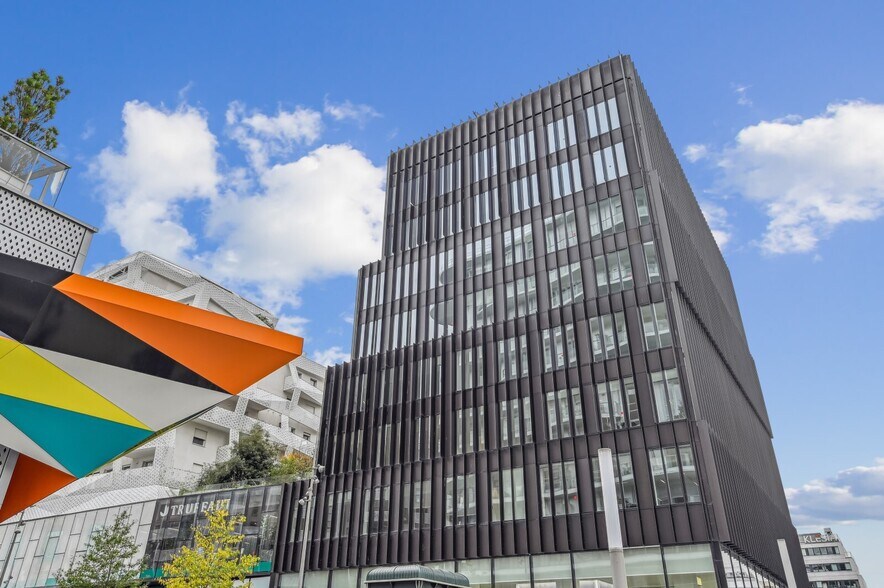 19 Place Françoise Dorin, Paris for lease - Building Photo - Image 1 of 10