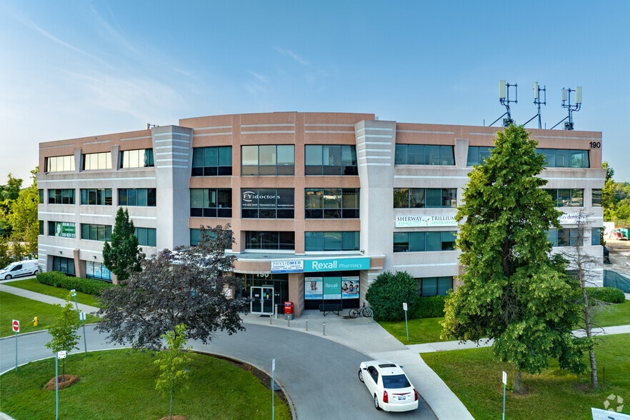 190 Sherway Dr, Toronto, ON for lease - Building Photo - Image 1 of 5