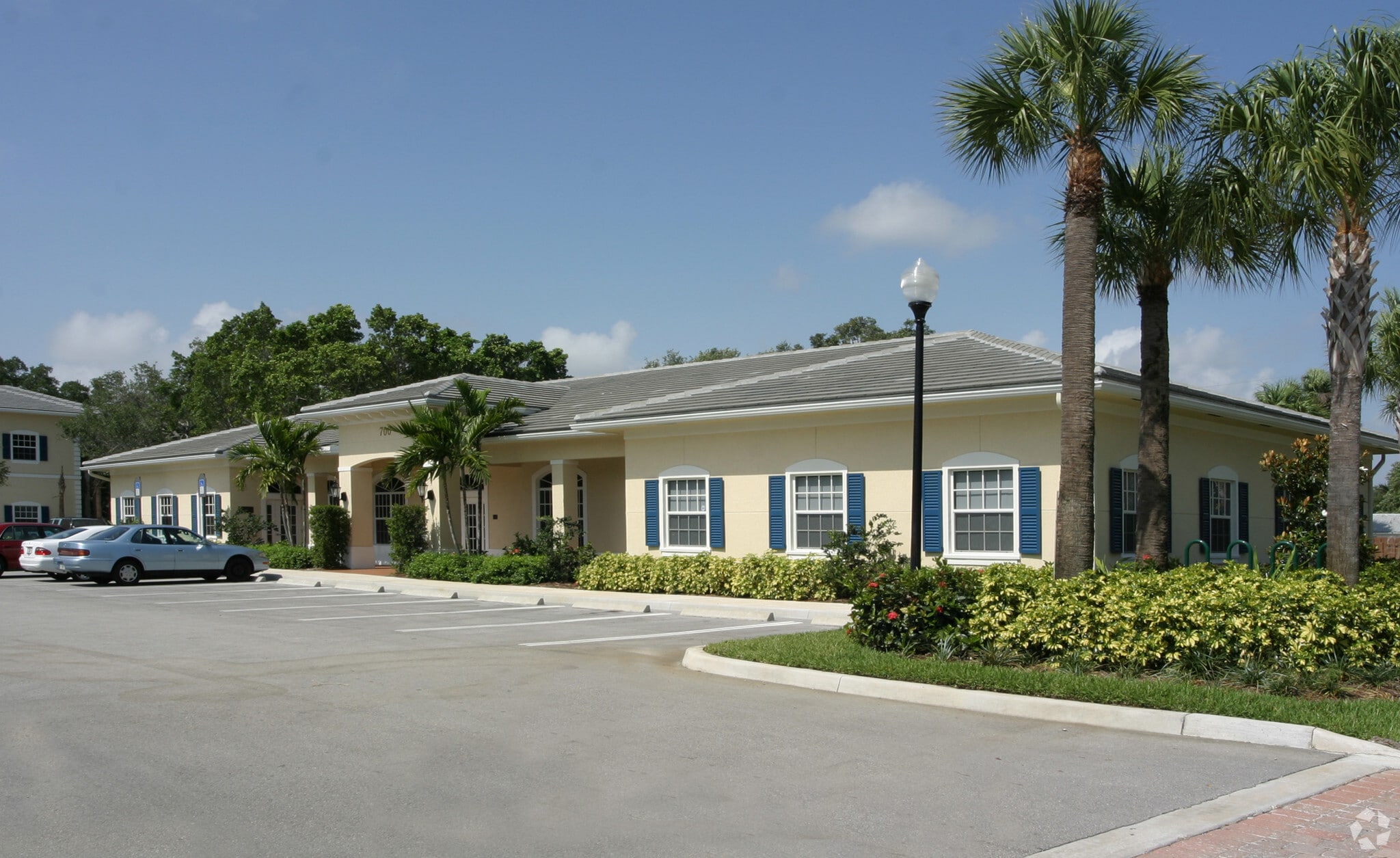 700 Village Square Crossings, Palm Beach Gardens, FL à vendre Photo principale- Image 1 de 8