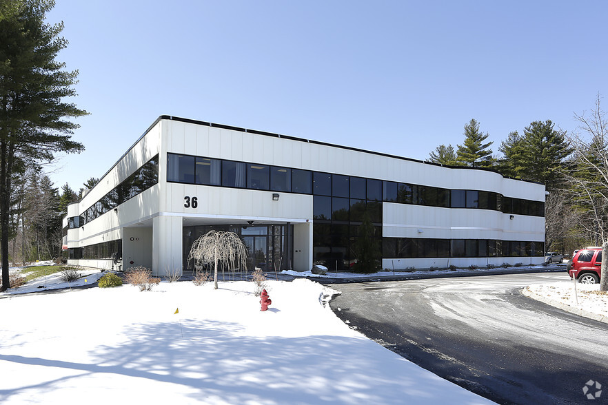 36 Industrial Way, Rochester, NH à vendre - Photo principale - Image 1 de 1