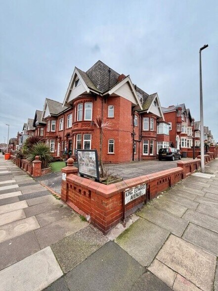 20-22 Holmfield Rd, Blackpool à vendre - Photo du bâtiment - Image 2 de 17