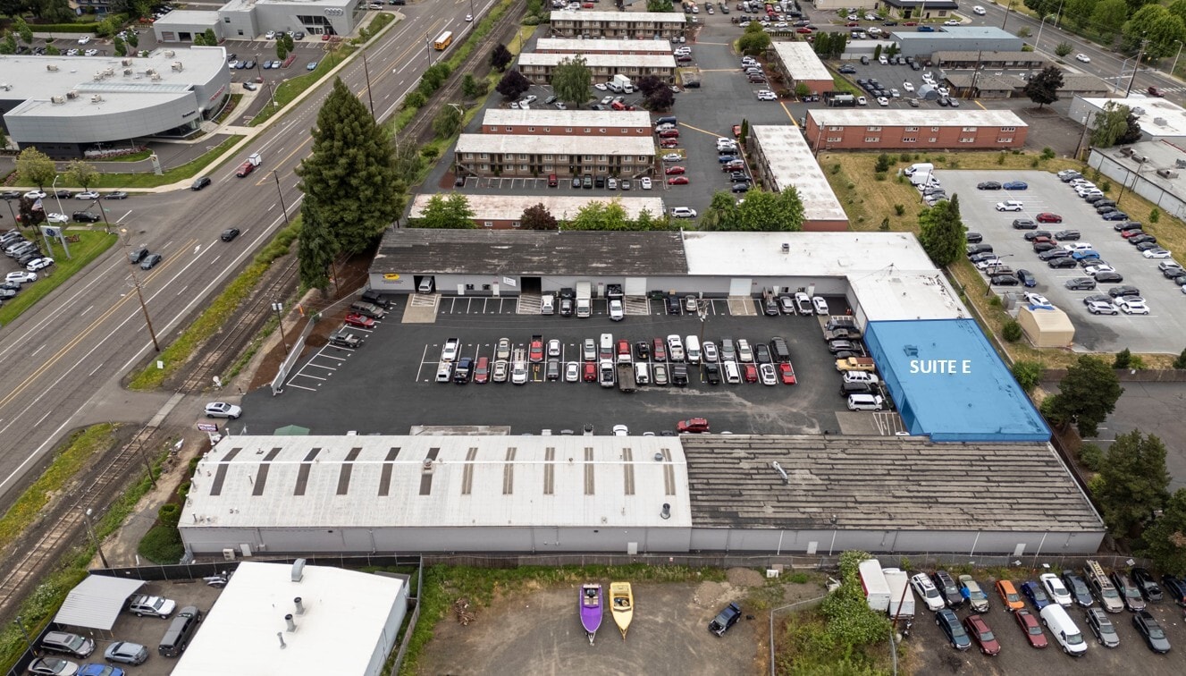 13940 - 13980 Tualatin Valley hwy, Beaverton, OR for lease Interior Photo- Image 1 of 23