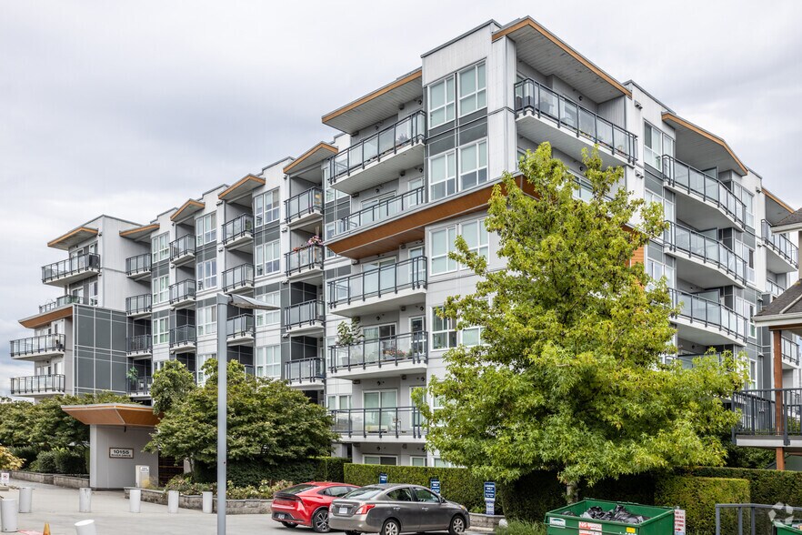 10155 River Dr, Richmond, BC à vendre - Photo du bâtiment - Image 2 de 3