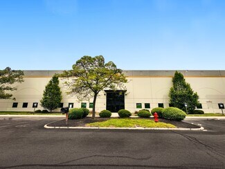 Plus de détails pour 5701 N Meadows Dr, Grove City, OH - Industriel à louer