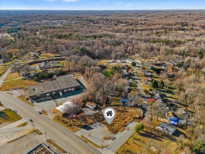 1570 National Hwy, Thomasville, NC à vendre - Photo du bâtiment - Image 2 de 17