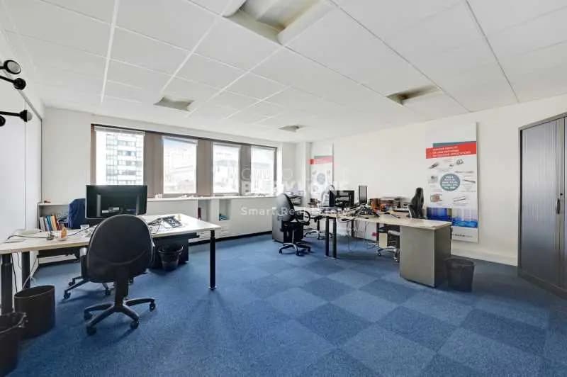 Office in Suresnes for sale - Interior Photo - Image 3 of 11