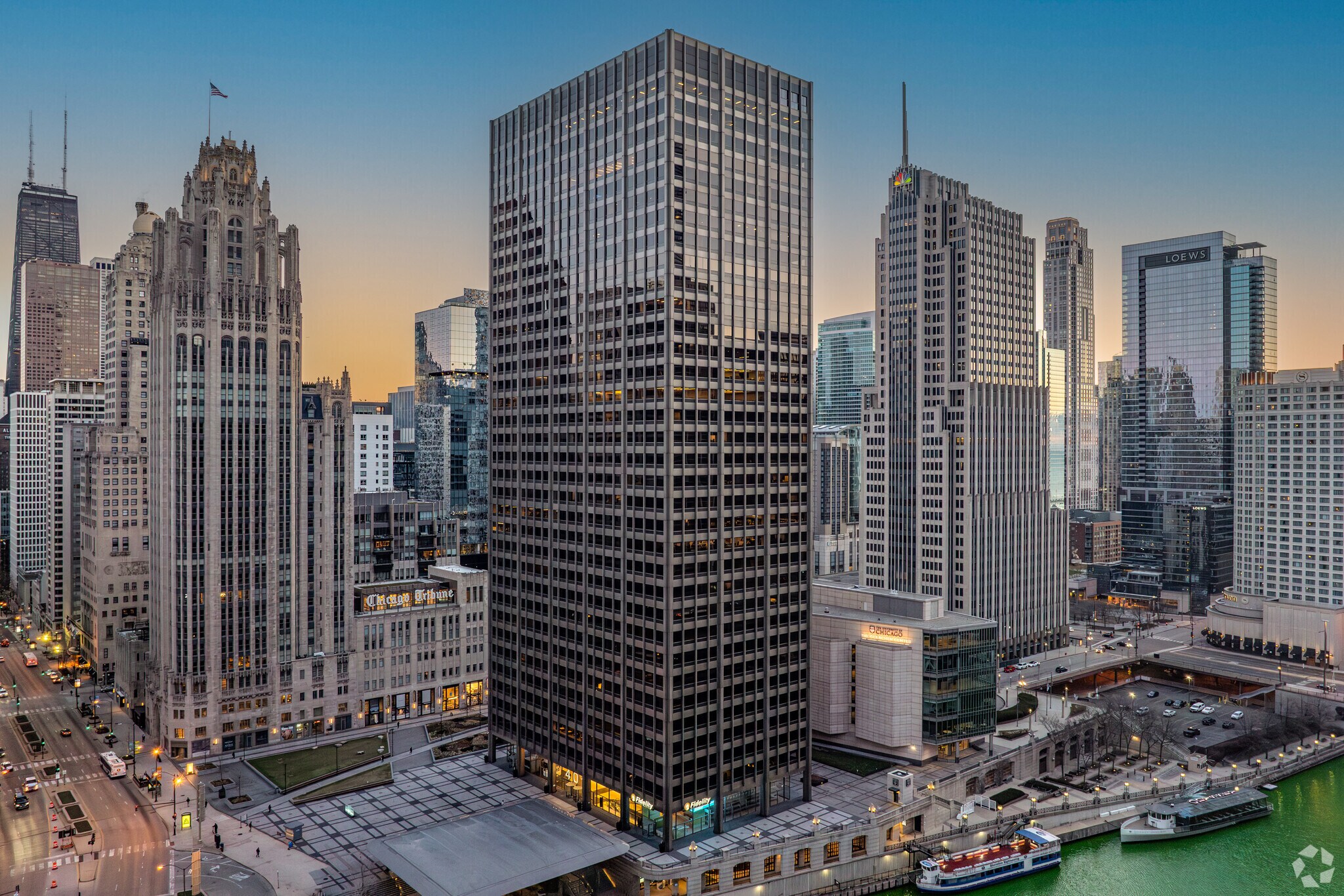 401 N Michigan Ave, Chicago, IL à louer Photo du bâtiment- Image 1 de 7