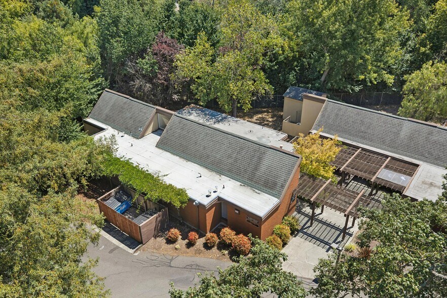 864-868 2nd St, Santa Rosa, CA à vendre - Photo du bâtiment - Image 3 de 38