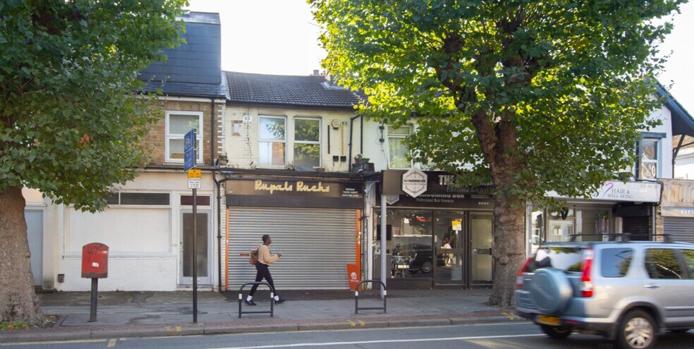 337 Brighton Rd, South Croydon à vendre - Photo du bâtiment - Image 2 de 14