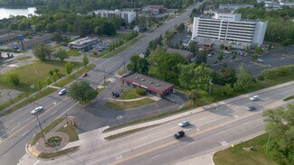 Plus de détails pour 1420 N Opdyke Rd, Auburn Hills, MI - Commerce de détail à vendre