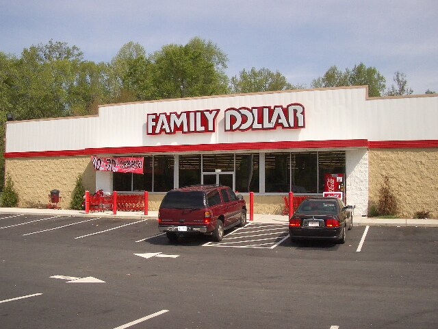7960 Rockbridge Rd, Lithonia, GA à louer - Photo du bâtiment - Image 2 de 8