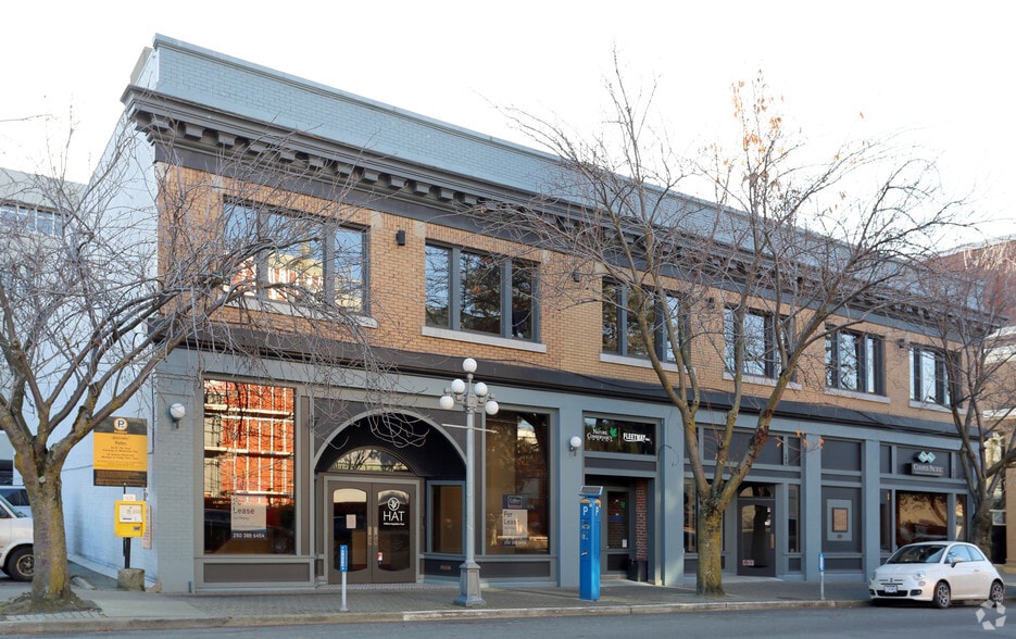 825 Broughton St, Victoria, BC à louer - Photo du bâtiment - Image 1 de 2