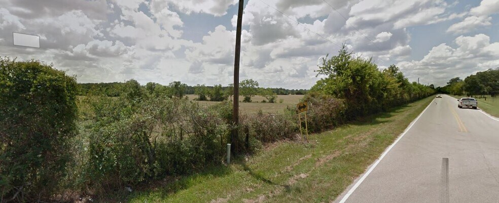 17111 Self Rd, Tomball, TX à vendre - Photo du bâtiment - Image 3 de 3