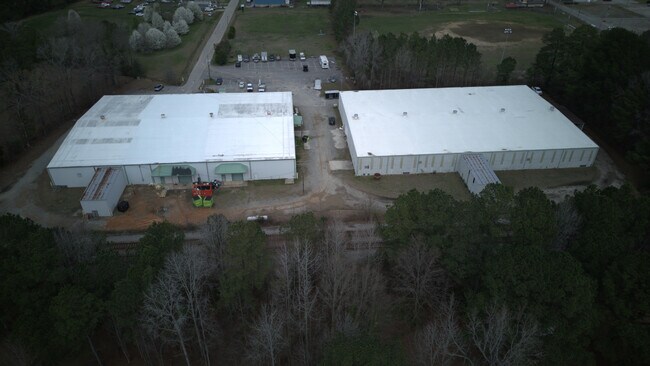 More details for 36 E Edgerton St, Smithfield, NC - Industrial for Lease