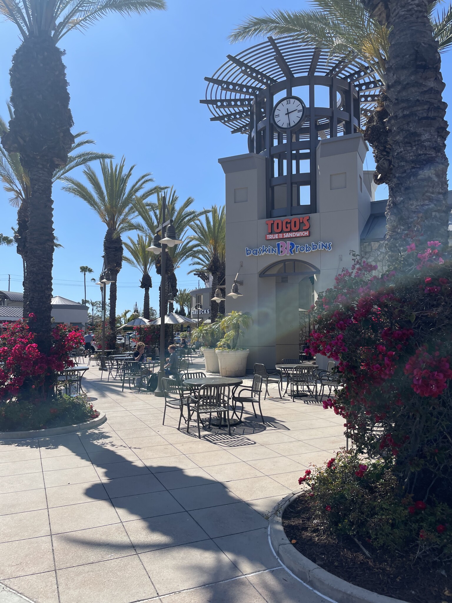 7201 Yorktown Ave, Huntington Beach, CA for lease Building Photo- Image 1 of 3