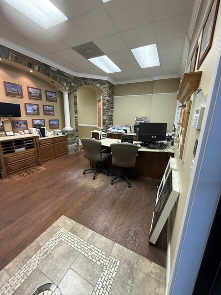 101-131 E 13th St, Saint Cloud, FL for lease - Building Photo - Image 3 of 19